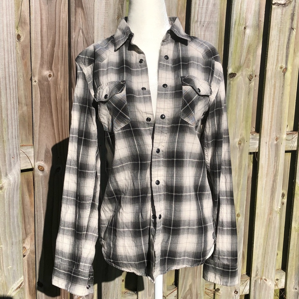 Plaid Snap Button Top